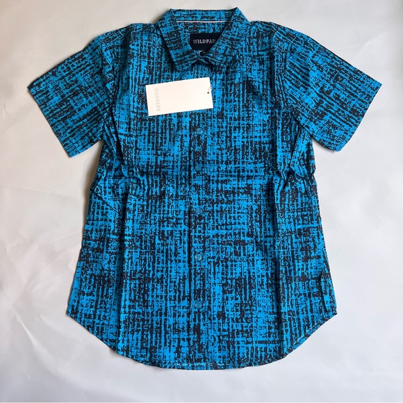 Wildfang Tops - Wildfang The Essential Button Up Shirt Short Sleeves Weaves Blue XS